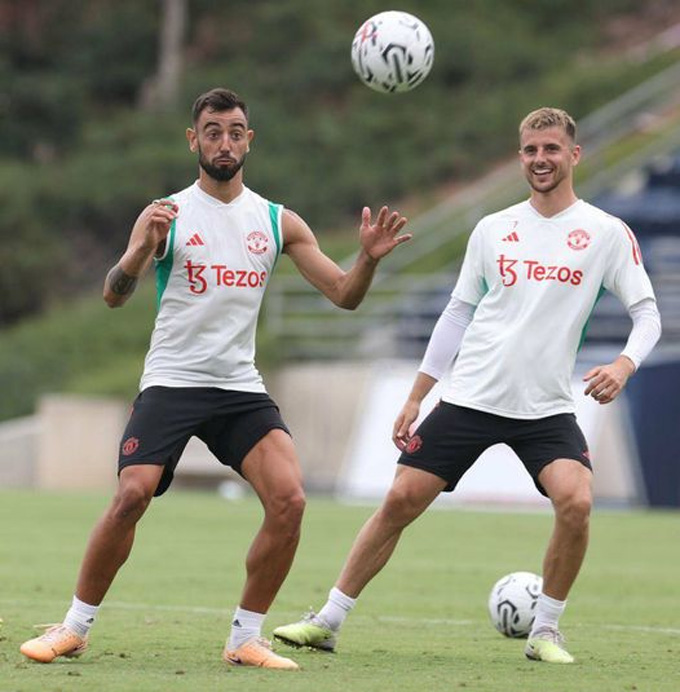 Mason Mount - Bruno Fernandes